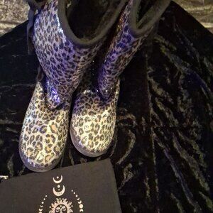 Leopard sequin boots and wallet